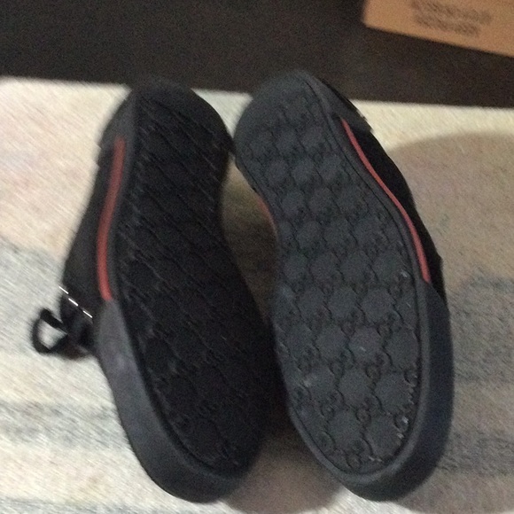 Men's Black Suede Sneakers - Picture 5 of 8
